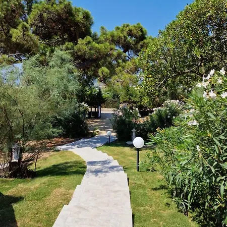 Epi Bed & Breakfast 3*