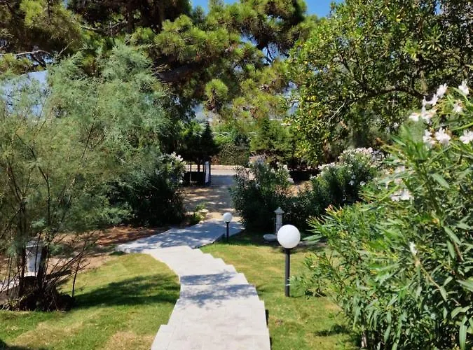 Epi Bed & Breakfast 3*